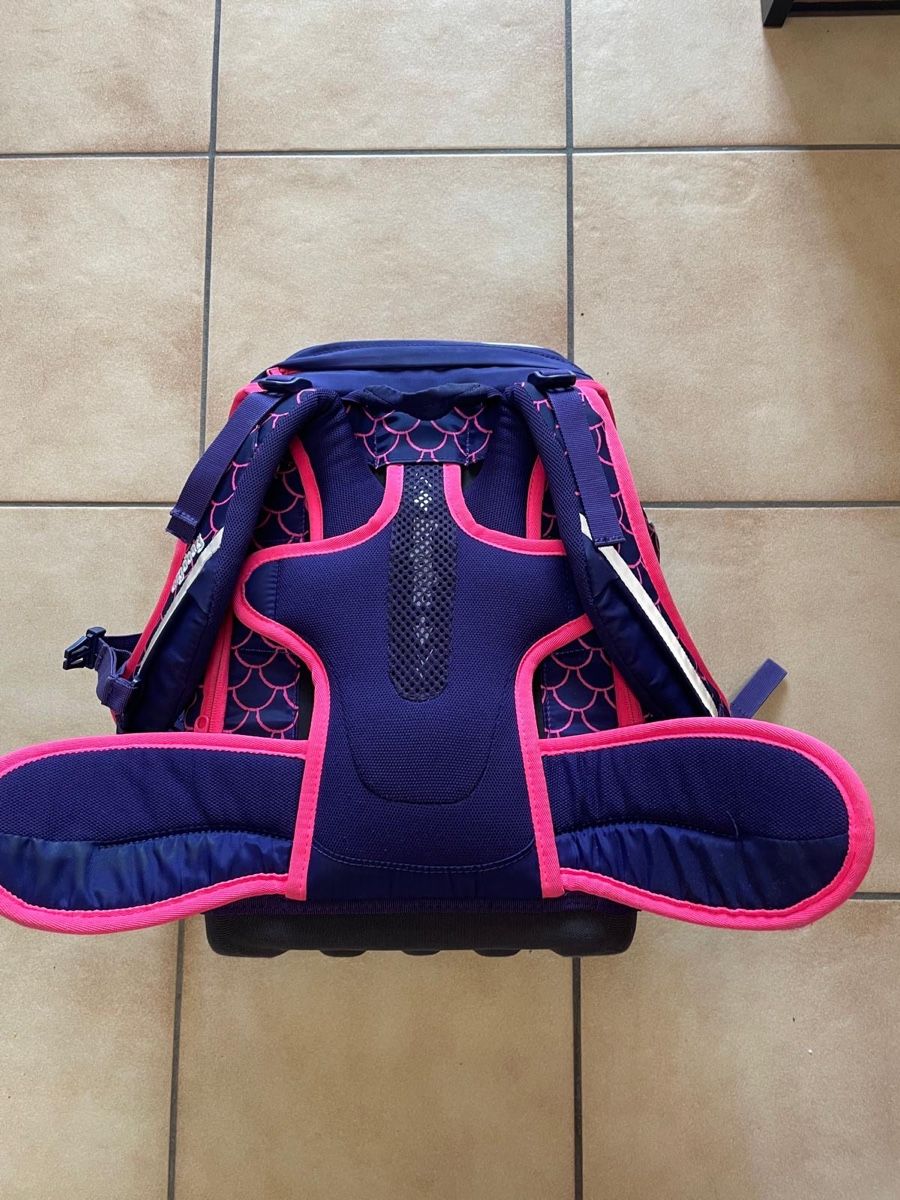 Ergobag Borse & Zaini: Ergobag Backpack Set - Perfect for School - Great Condition! – Usato da Hagendorn venduto da LaurMat 2