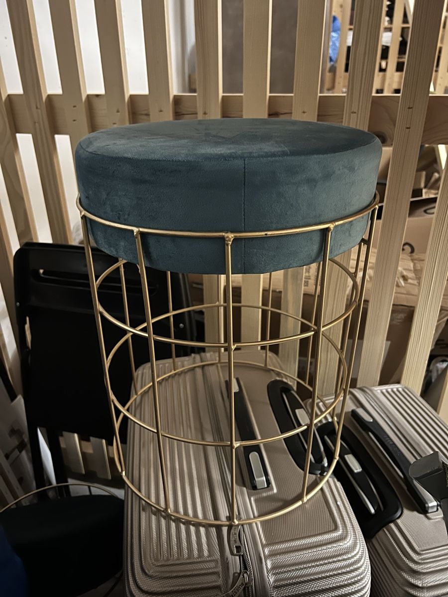Sgabelli: Hocker Metall gold Samt  – Nuovo (secondo la descrizione) da St. Gallen venduto da VDMJ_ 1