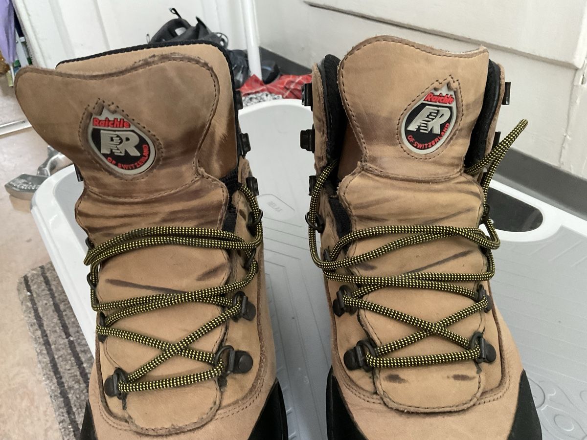Raichle Scarpe da uomo: Wanderschuhe Raichle – Usato da Herisau venduto da eri_2tb5 1