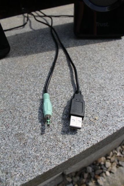 Trust Lautsprecher: Enceintes PC Trust Tytan 2.0 – Gebraucht aus Rossens FR von Oberson03 5