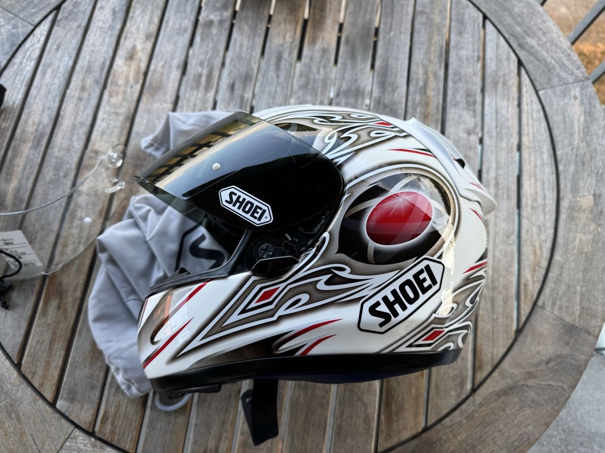 Shoei Helme & Visiere: Shoei X-Spirit Tamada  – Gebraucht aus Rüfenacht BE von Seven71