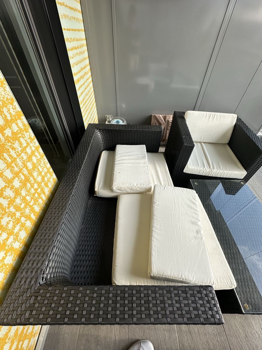 Set de table et chaises: Gartensofa Set mit Tisch & Stühle ab 1.-  – D'occasion à Hagendorn par Pokecollectorch 6