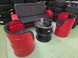 Sofa-Sesseln die aus Ölfässern Garage,Hobby