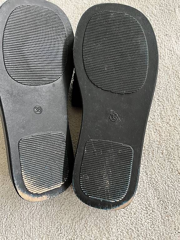 Damenschuhe: Lederslipper von Cassis, Gr. 38 – Gebraucht aus Basel von SMST 3