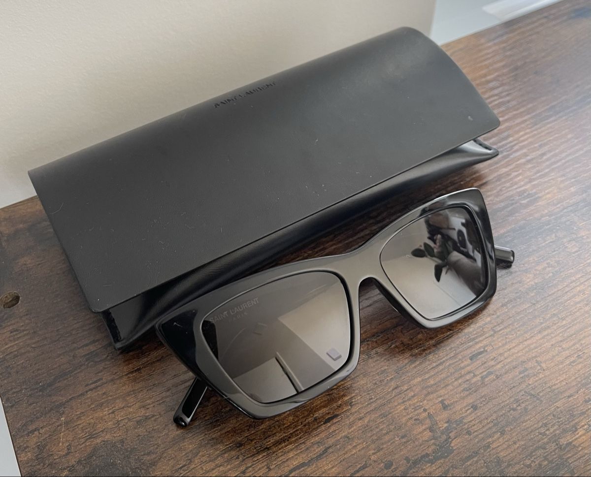 Saint Laurent Brillen & Gläser: Saint Laurent Sonnenbrille  – Neu (gemäss Beschreibung) aus St. Gallen von Super_Nova7