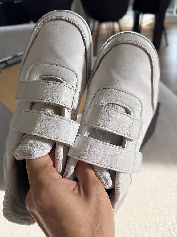 Adidas Scarpe per ragazzi: Adidas Schuhe Gr. 36 2/3 – Nuovo (secondo la descrizione) da Sins venduto da bit_rg7j 3