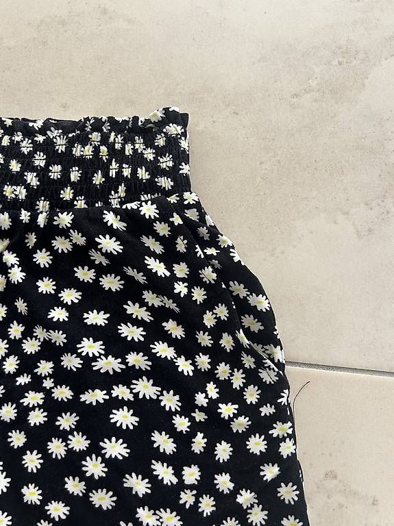 Pantaloni: Kurze Hosen – Usato da Schwerzenbach venduto da nic_zt5r 3