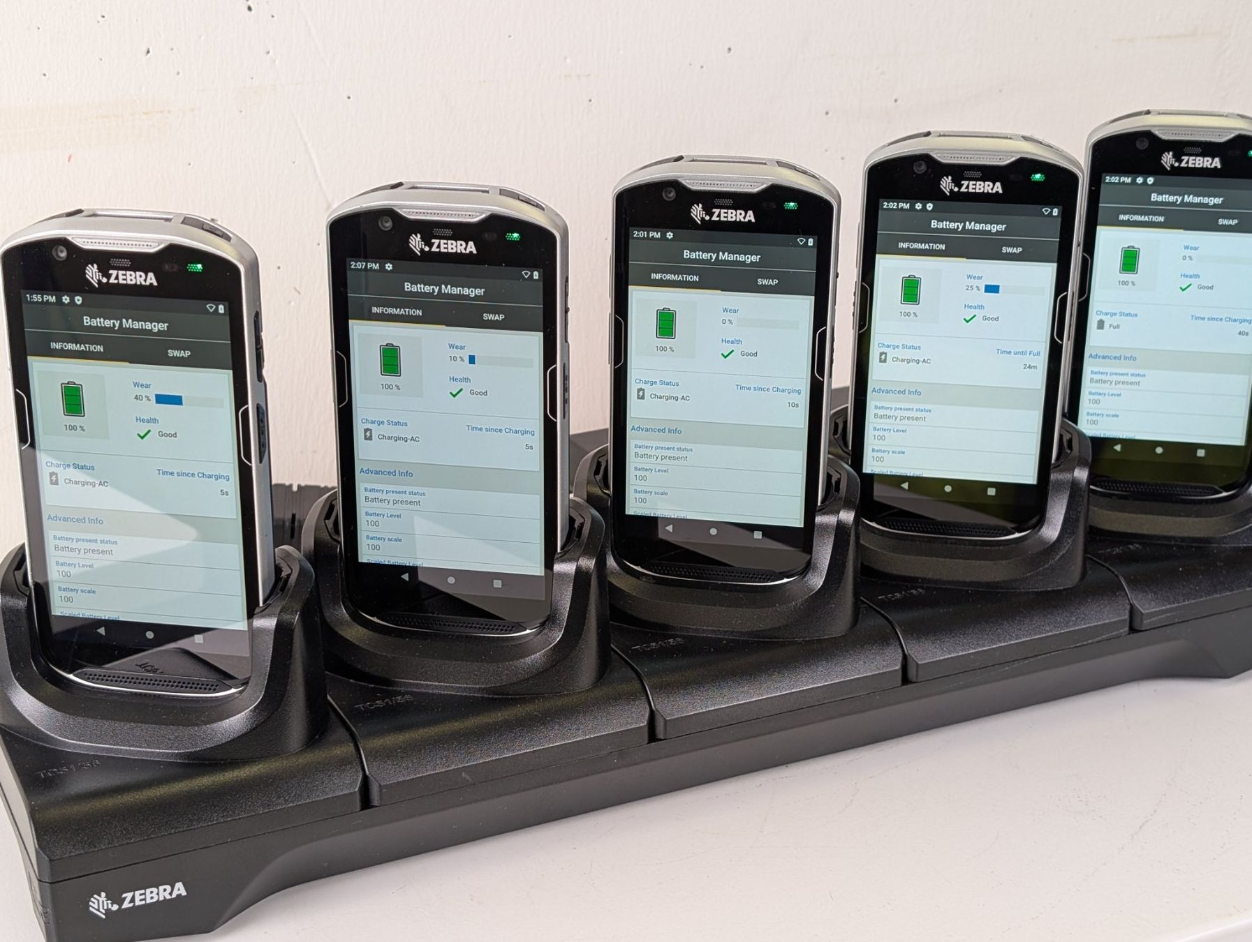 Portables: Zebra TC52 (TC520K) Set Android 11 mit Ladestation – D'occasion à Winterthur par Hint17 3