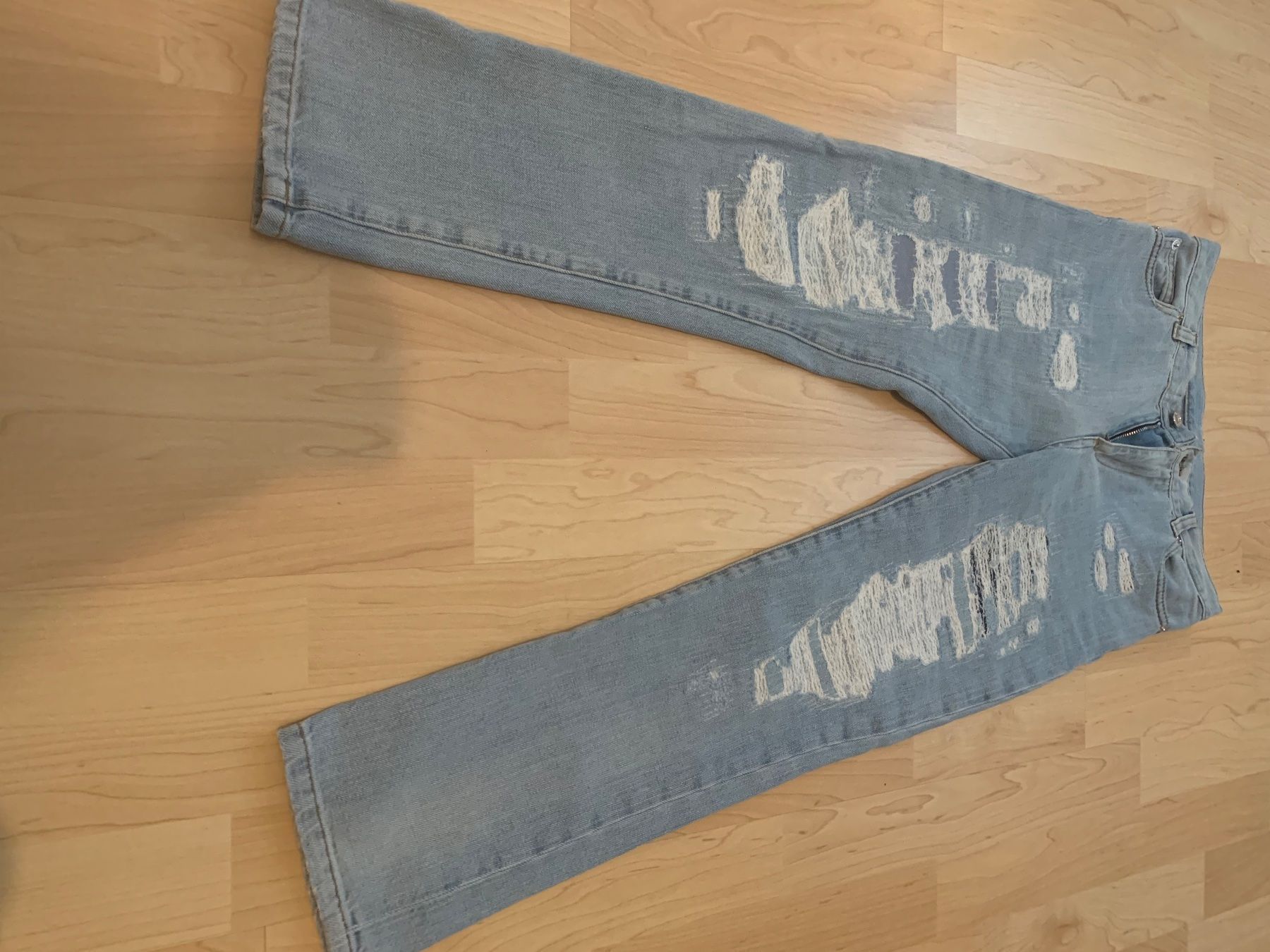 Jeans: DOLCE& GABBANA distresed jeens – Usato da Oberglatt ZH venduto da Hero1512