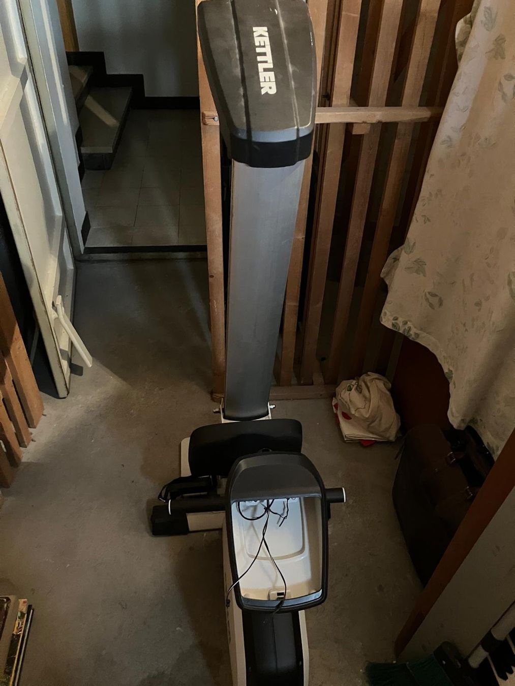 Hometrainer: Rudergerät – Gebraucht aus Basel von con_89ps 4
