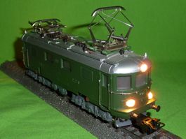 SBB Re 4/4 I 427 Märklin RET 800 analog Plastik-ZR, unrot kR