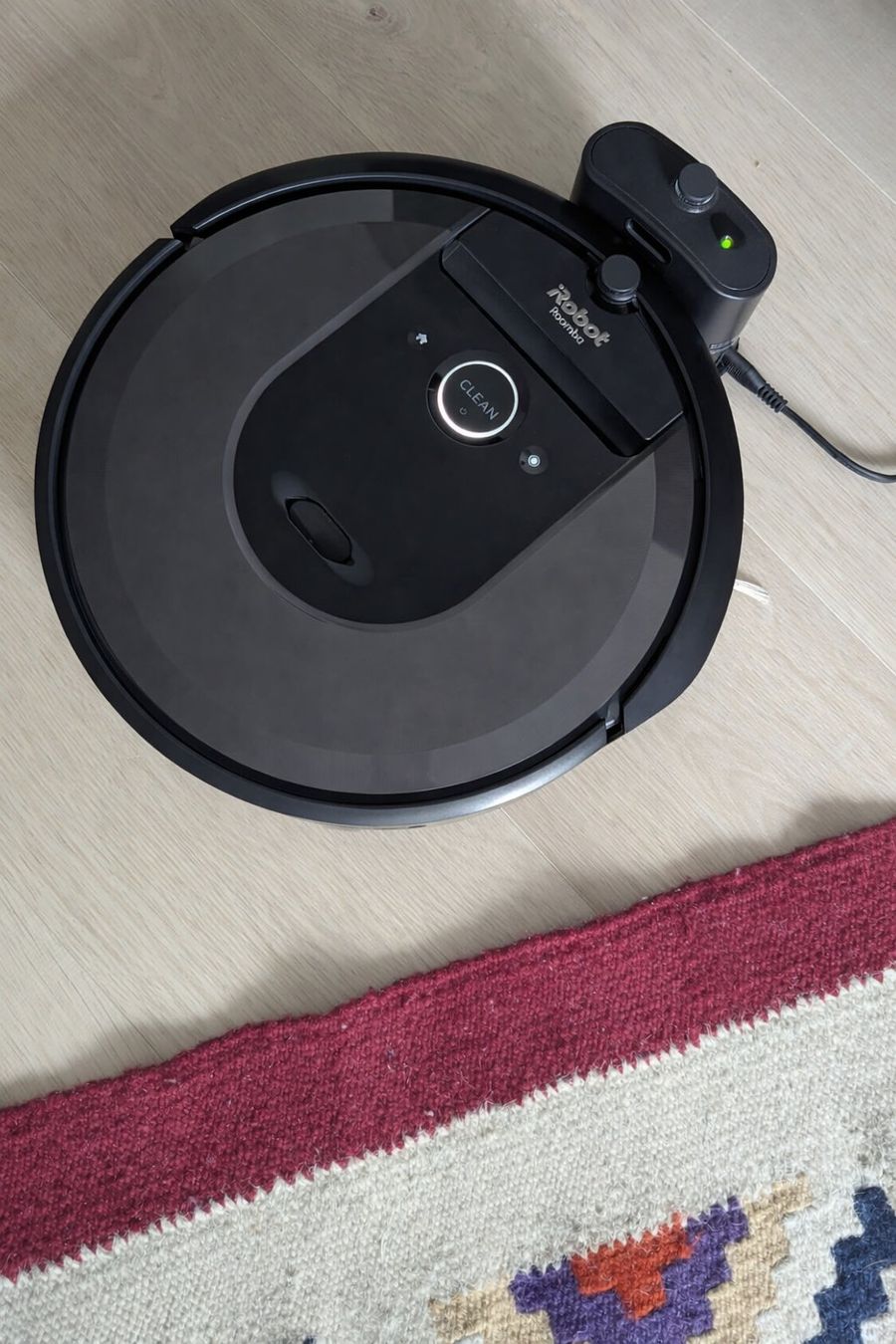 Irobot Aspirapolveri & Accessori: iRobot Roomba i7 - vacuum robot – Usato da Schlieren venduto da maseam 1