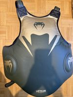 Plastron Venum cuir neuf 
