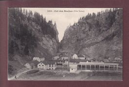 COL DES ROCHES // pli //