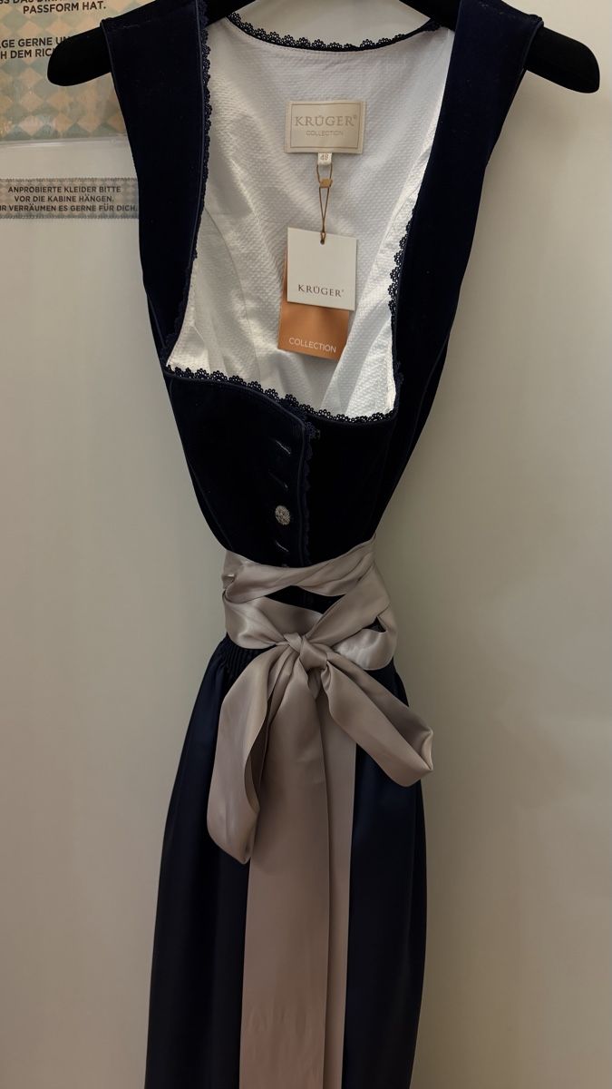 Krüger Vestiti: Krüger Dirndl Gr. 48 NEU – Nuovo e nell'imballaggio originale da Künten venduto da Aswang