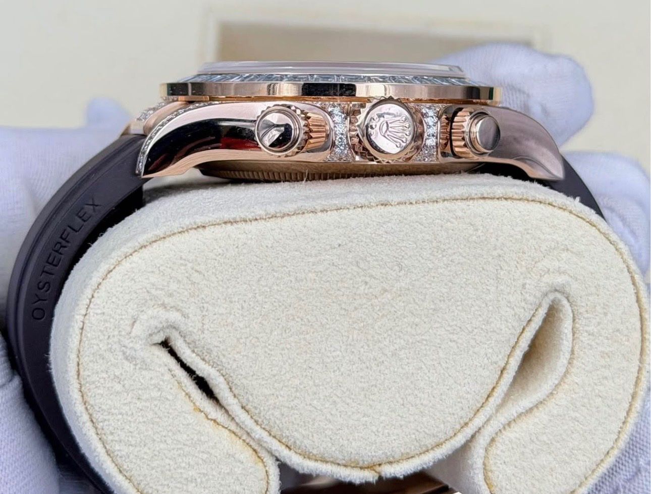 Rolex Montres: Rolex Cosmograph Daytona ref. 116515LN Full set 2022 – D'occasion à La Corbaz par ts5_567x 4