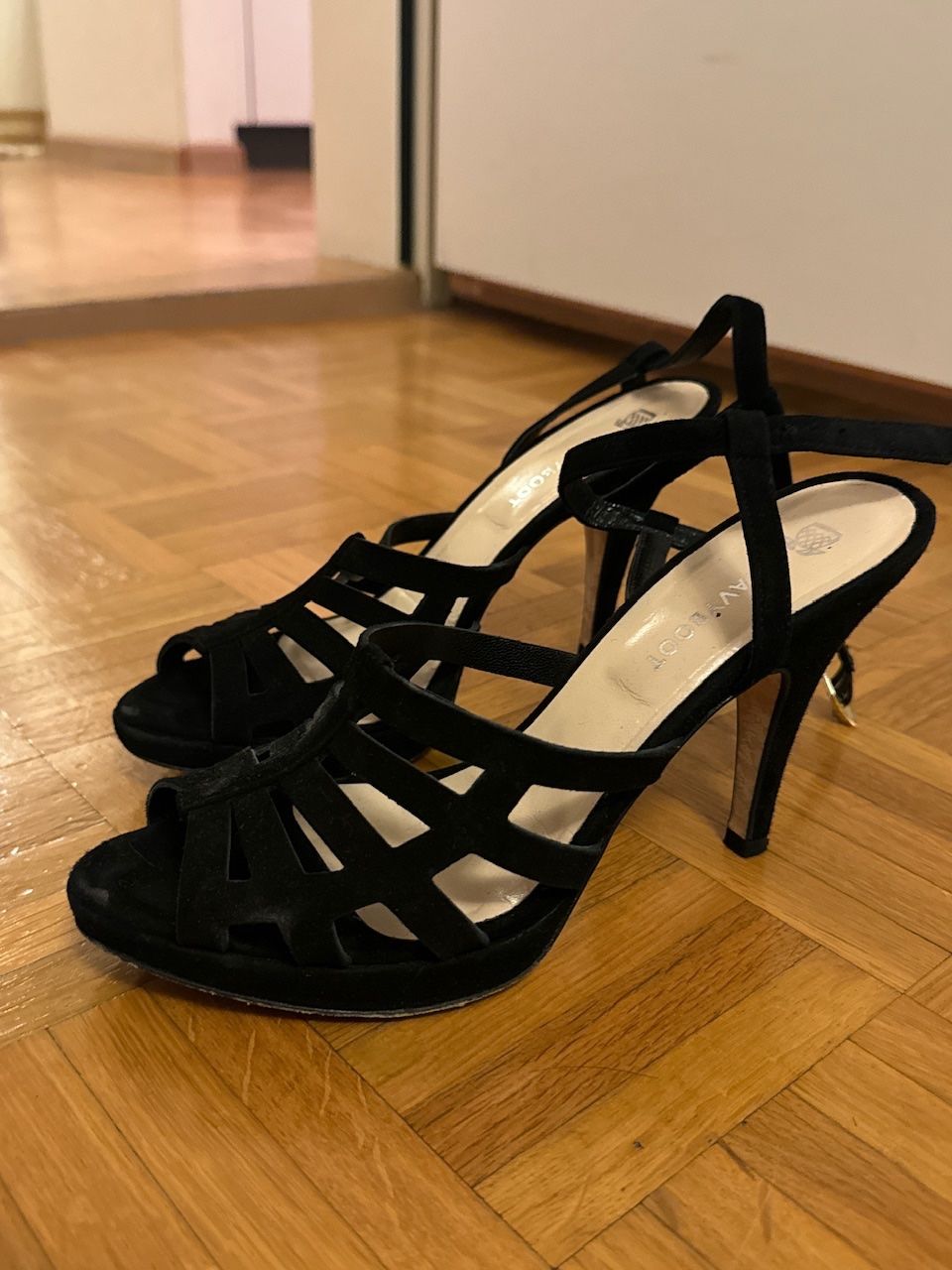 Navyboot Scarpe da donna: Heels Schwarz – Usato da Zürich venduto da nik_tw2j