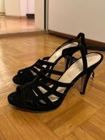 Heels Schwarz
