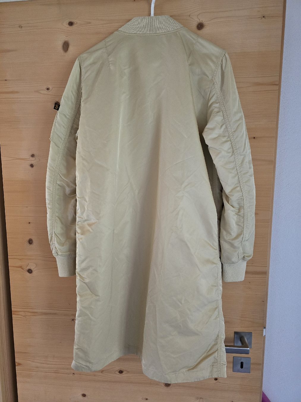 Alpha Industries Cappotti: Alpha Industries mantel – Usato da Serneus venduto da flower111 3