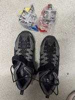 Specialized, Klickpedale und Schuhe