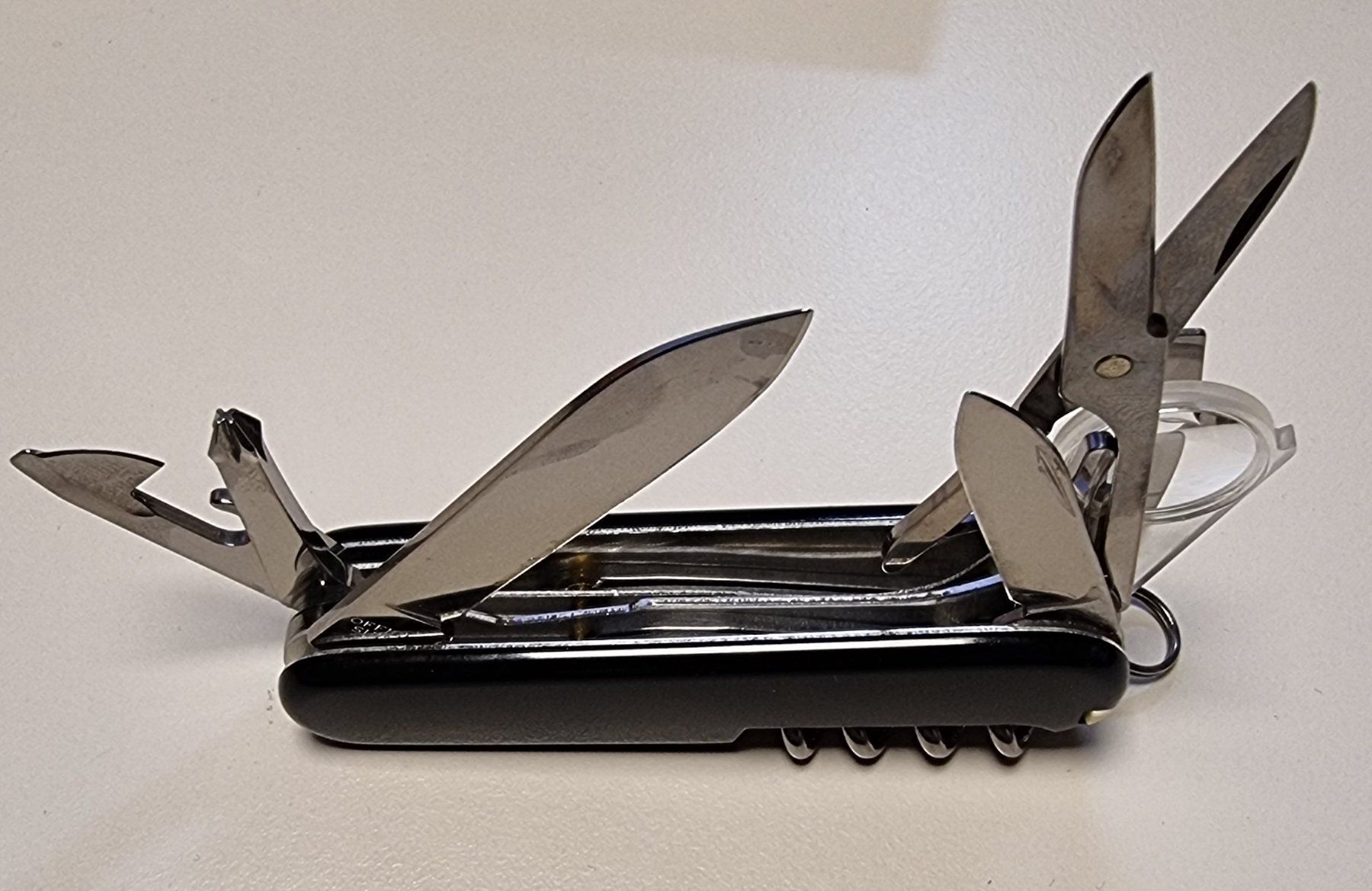 Victorinox Couteaux de poche: Victorinox Explorer Black – Neuf avec emballage d'origine à Spiez par Ilger0 2