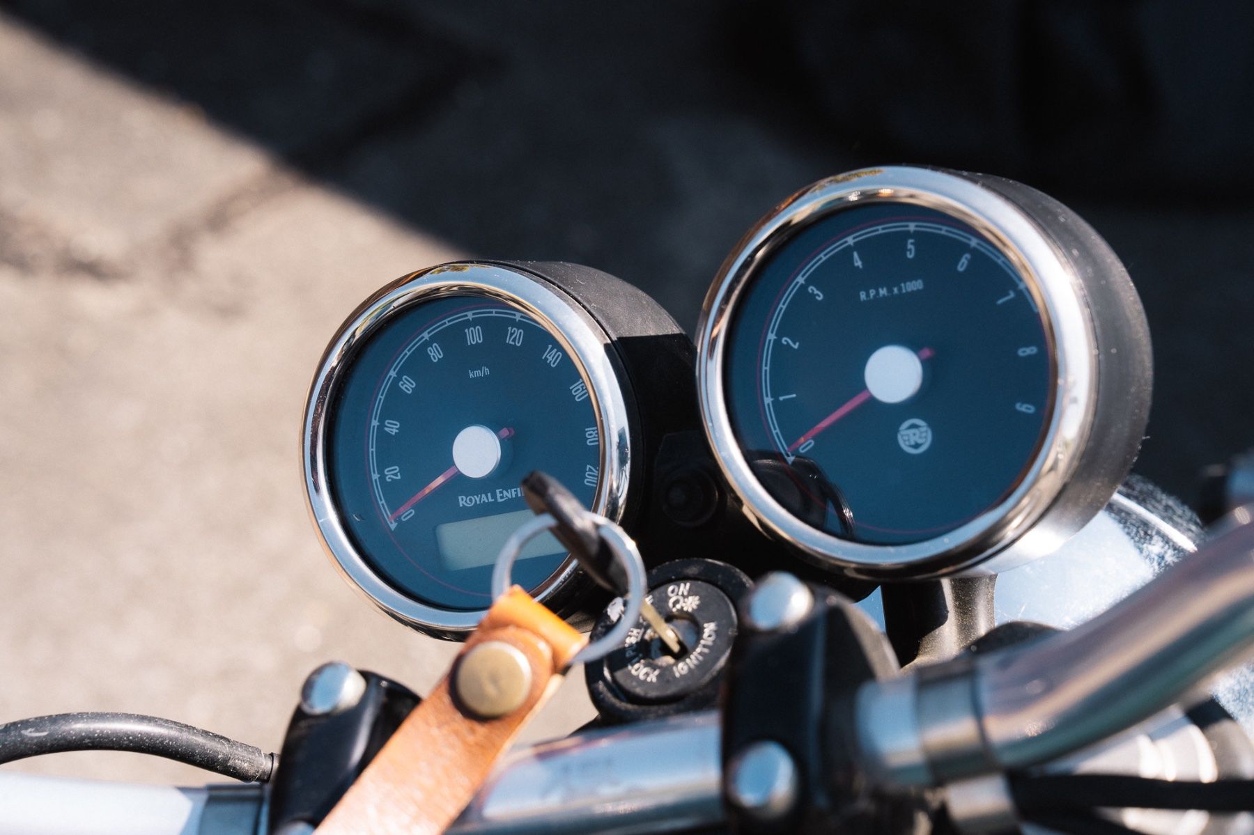 Royal Enfield Route: ROYAL ENFIELD Continental GT 650 Custom – D'occasion à Lausanne par ardrone2.0 3