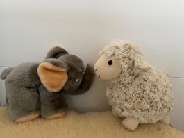 2 herzige Plüschtiere Elefant und Schaf