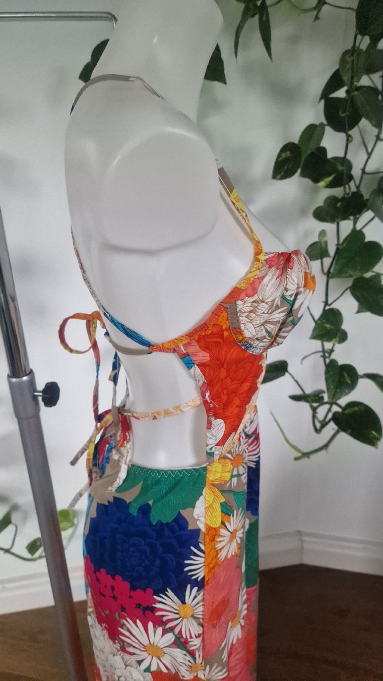 Kleider: Sommerkleid mit Blumenmuster, Gr. S - – Neu (gemäss Beschreibung) aus Wald ZH von Cjp 7