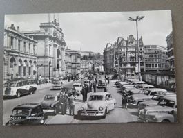 ZÜRICH - BAHNHOFPLATZ - VIELE ALTE AUTOS!