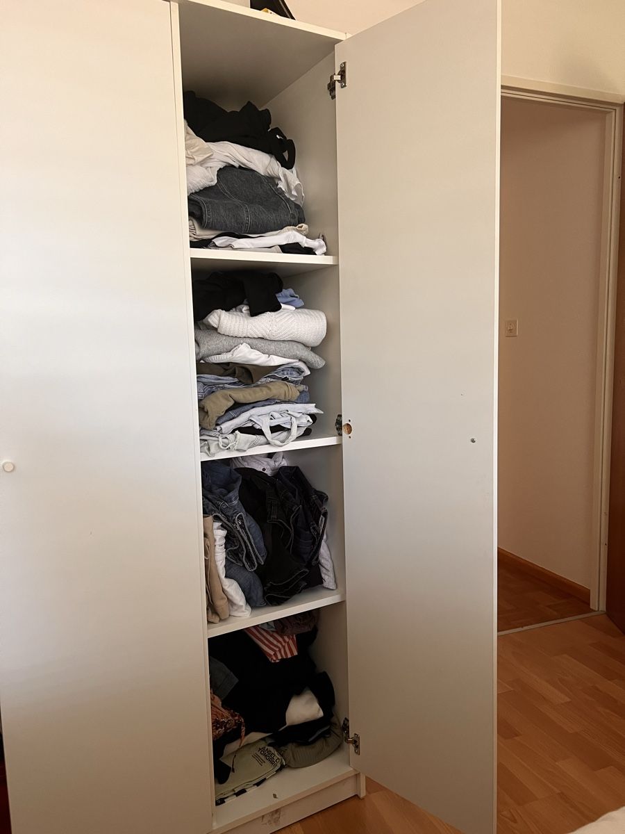 Ikea Guardaroba: Wardrobe 3-door white second hand  – Usato da Arlesheim venduto da lea_m62d 3