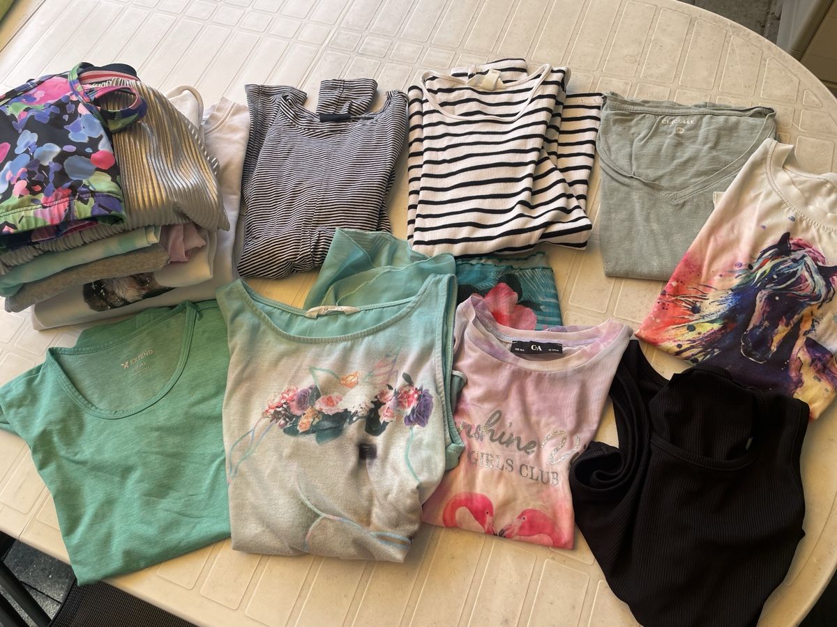 Lotti & Set di vestiti: Schönes Kleiderpaket Gr. 152 – Usato da Safnern venduto da mouse44 2