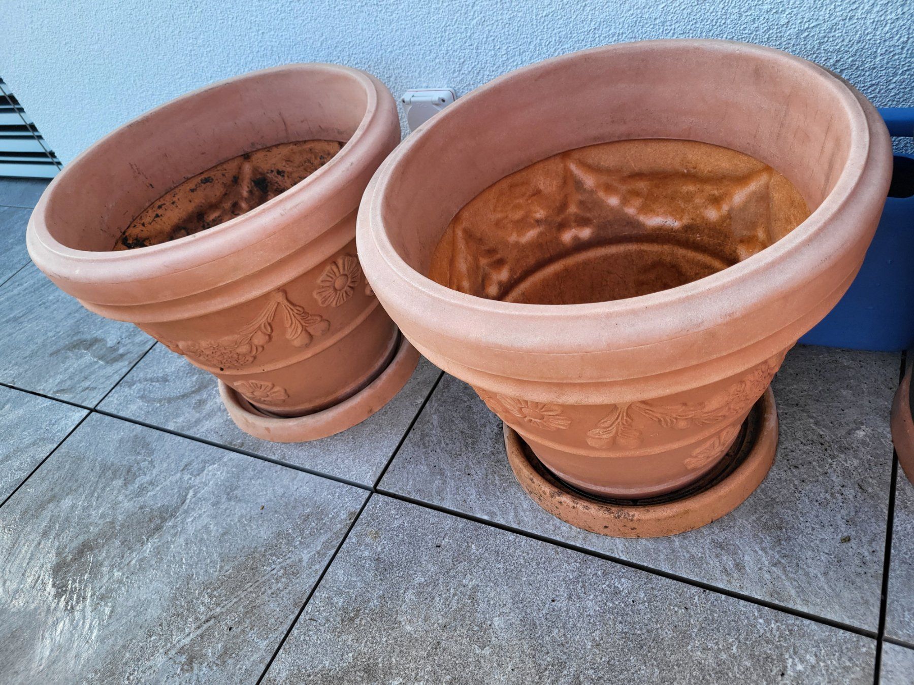 Vasi per fiori: 2 Terracotta-Imitation Blumentöpfe – Usato da Rümlang venduto da Turrin 3