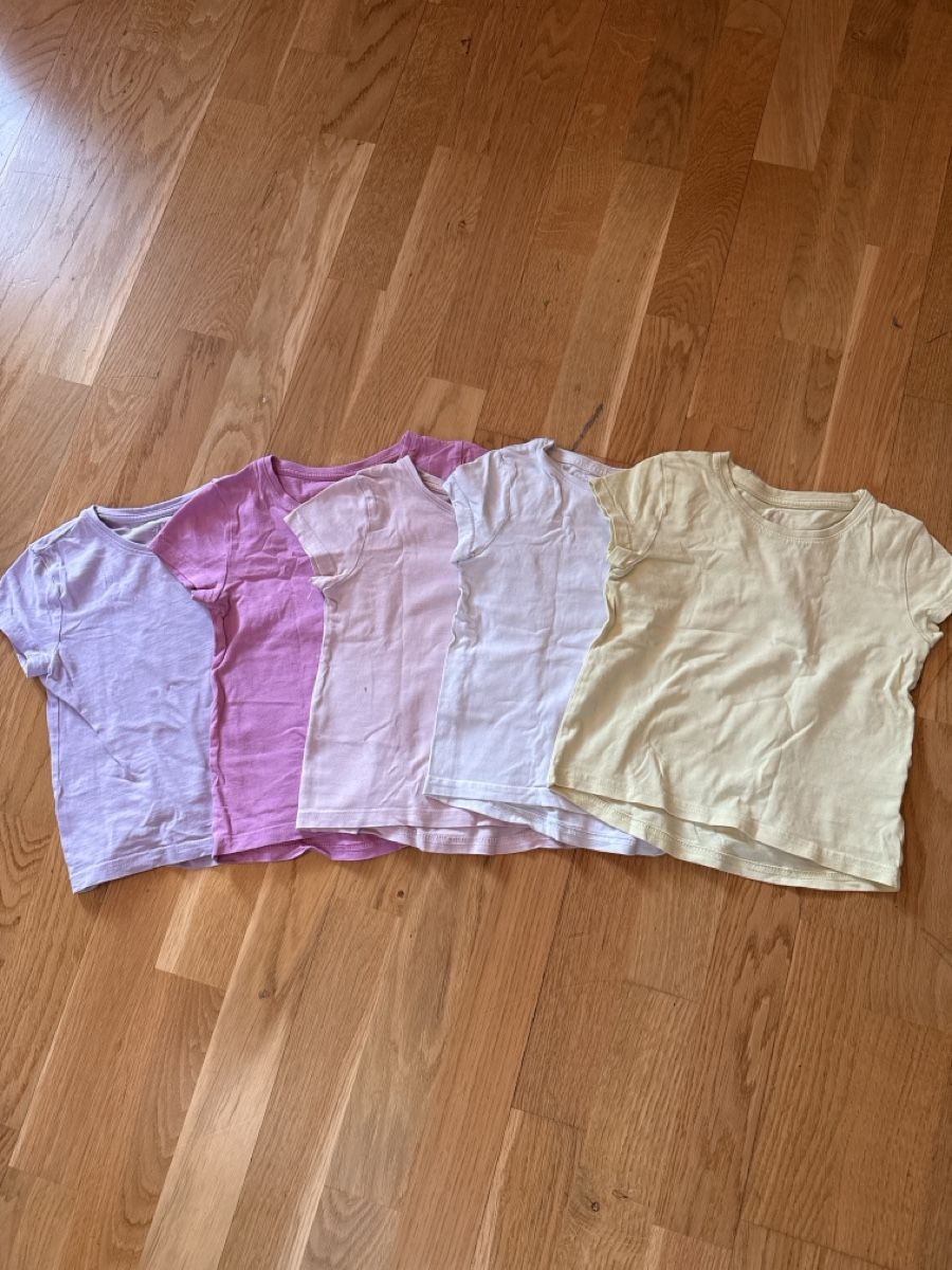 H&M T-shirt: T-Shirts, Pastellfarben, Grösse 98 – Usato da Ottikon venduto da Domito