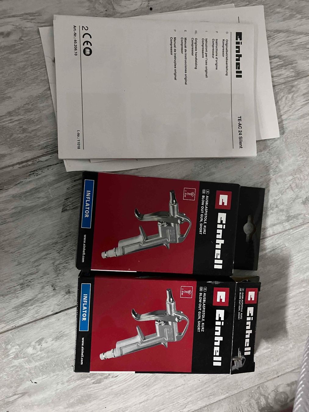 Einhell Compresseurs: Einhell Kompressor TE-AC 24 Silent  & Druckluft-Set 3-tlg. – D'occasion à Rümlang par deniz-78 6