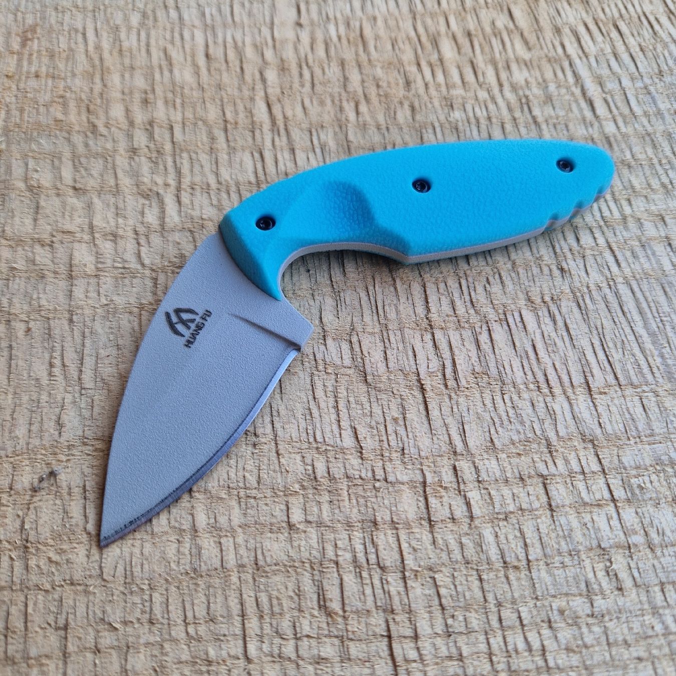 Militärmesser: Messer mit Kydex Scheide blau – Neu und originalverpackt aus Dorf von Messer-Schweiz