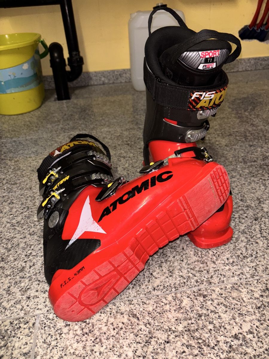 Atomic Scarpe per ragazzi: Kinder Skischuh – Usato da Schattdorf venduto da mar_zwb6