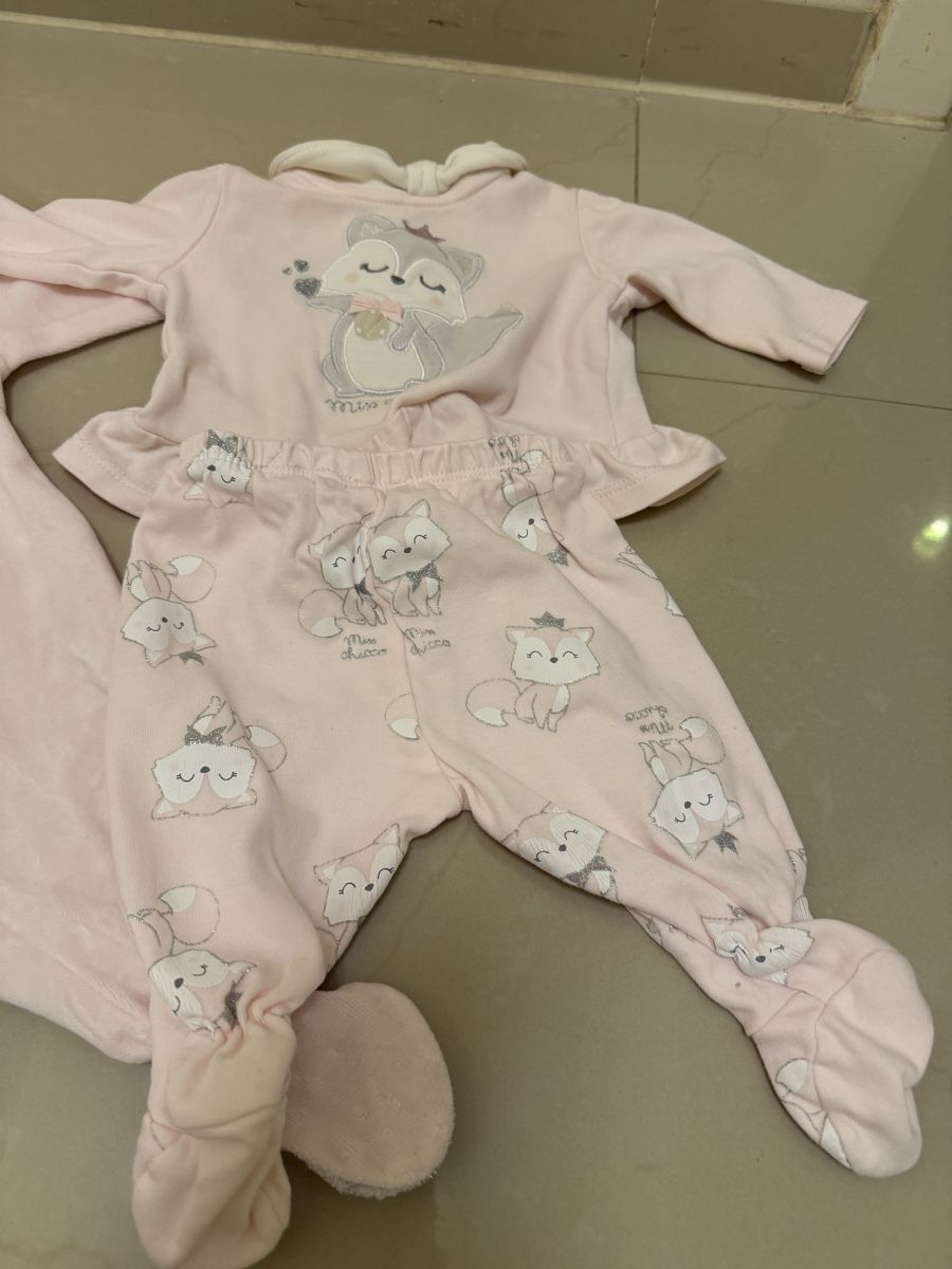 Chicco Lotti & Set di vestiti: Strampler rosa Mädchen 50 1 monat 4 stück – Usato da Reinach BL venduto da team8596 2
