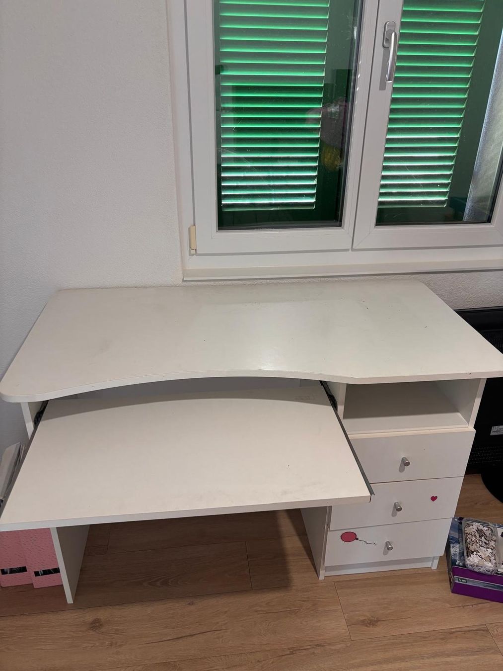 Bureaux: Schreibtisch – D'occasion à Wegenstetten par Tarosa 1