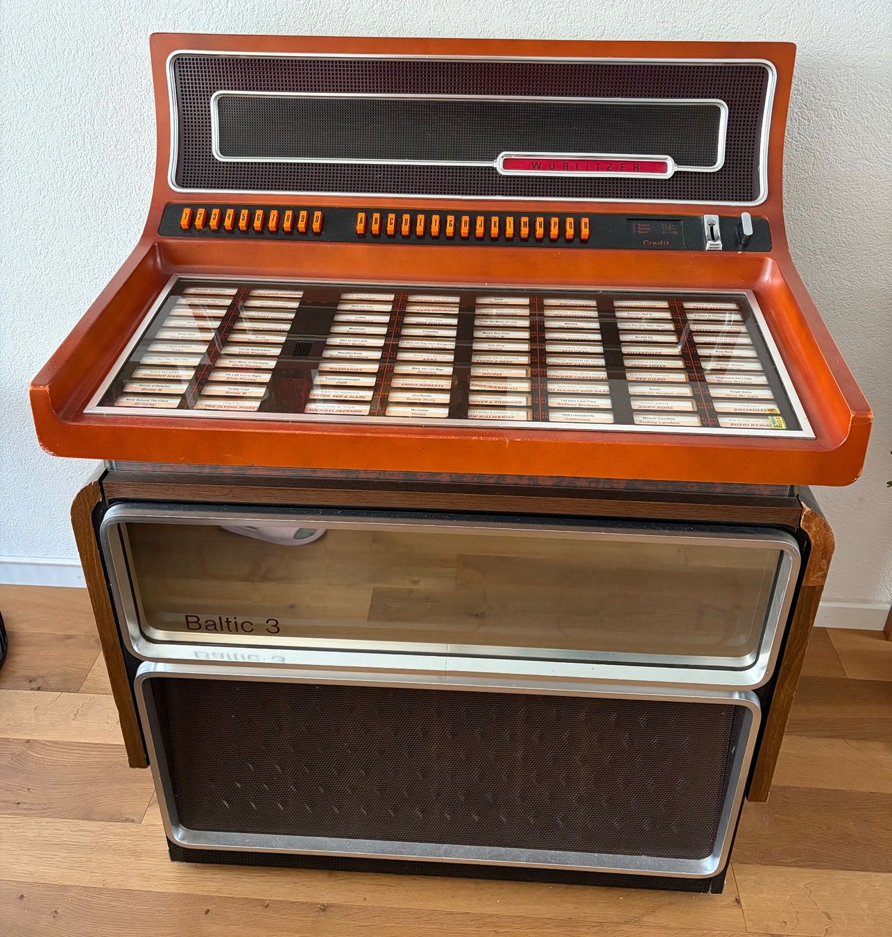Wurlitzer Jukebox: Wurlitzer Baltic 3 – Usato da Aarwangen venduto da concorde58