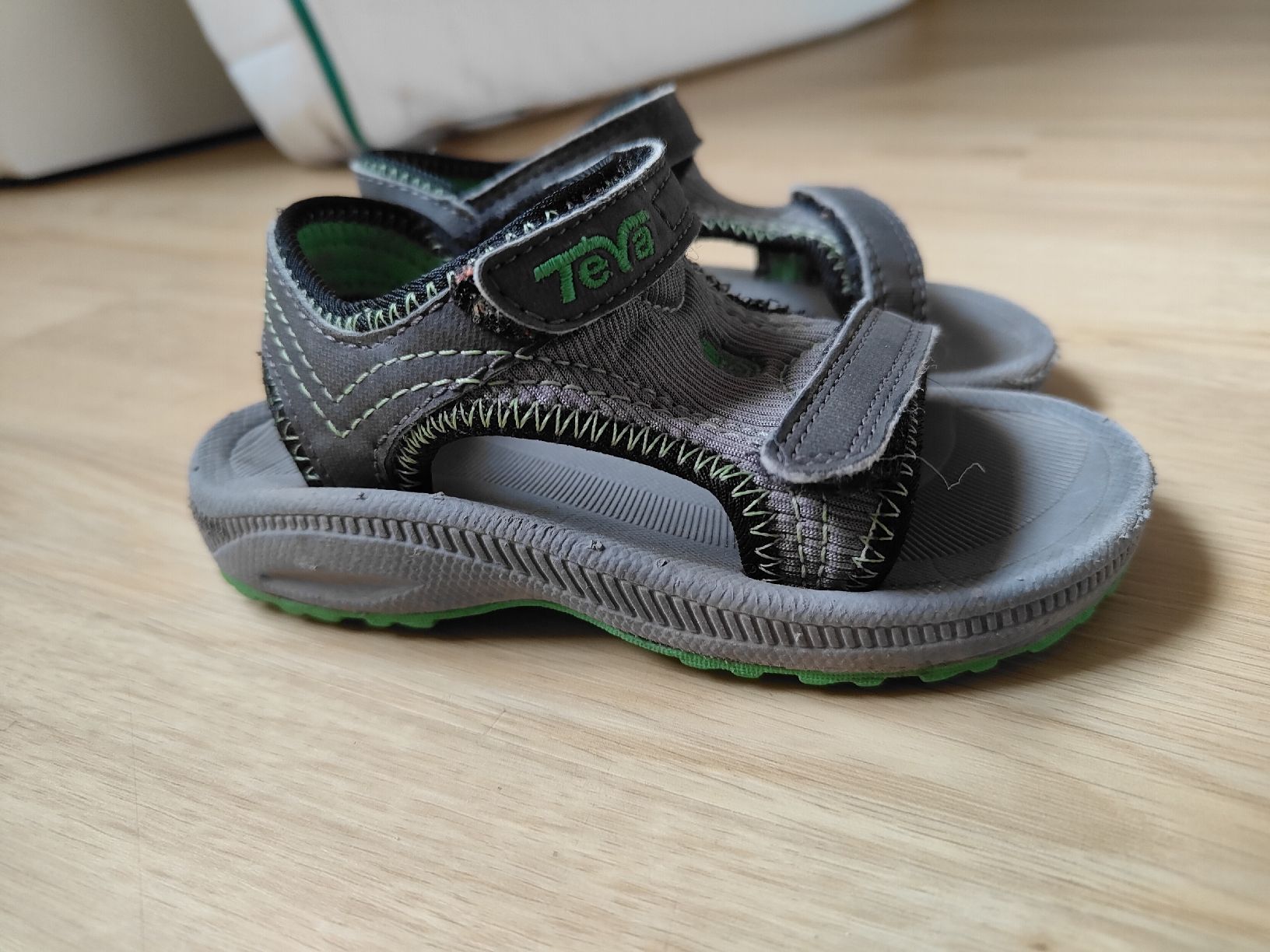 Teva Scarpe per ragazzi: sandales Teva 23.5 – Usato da Baulmes venduto da cel_y9dm