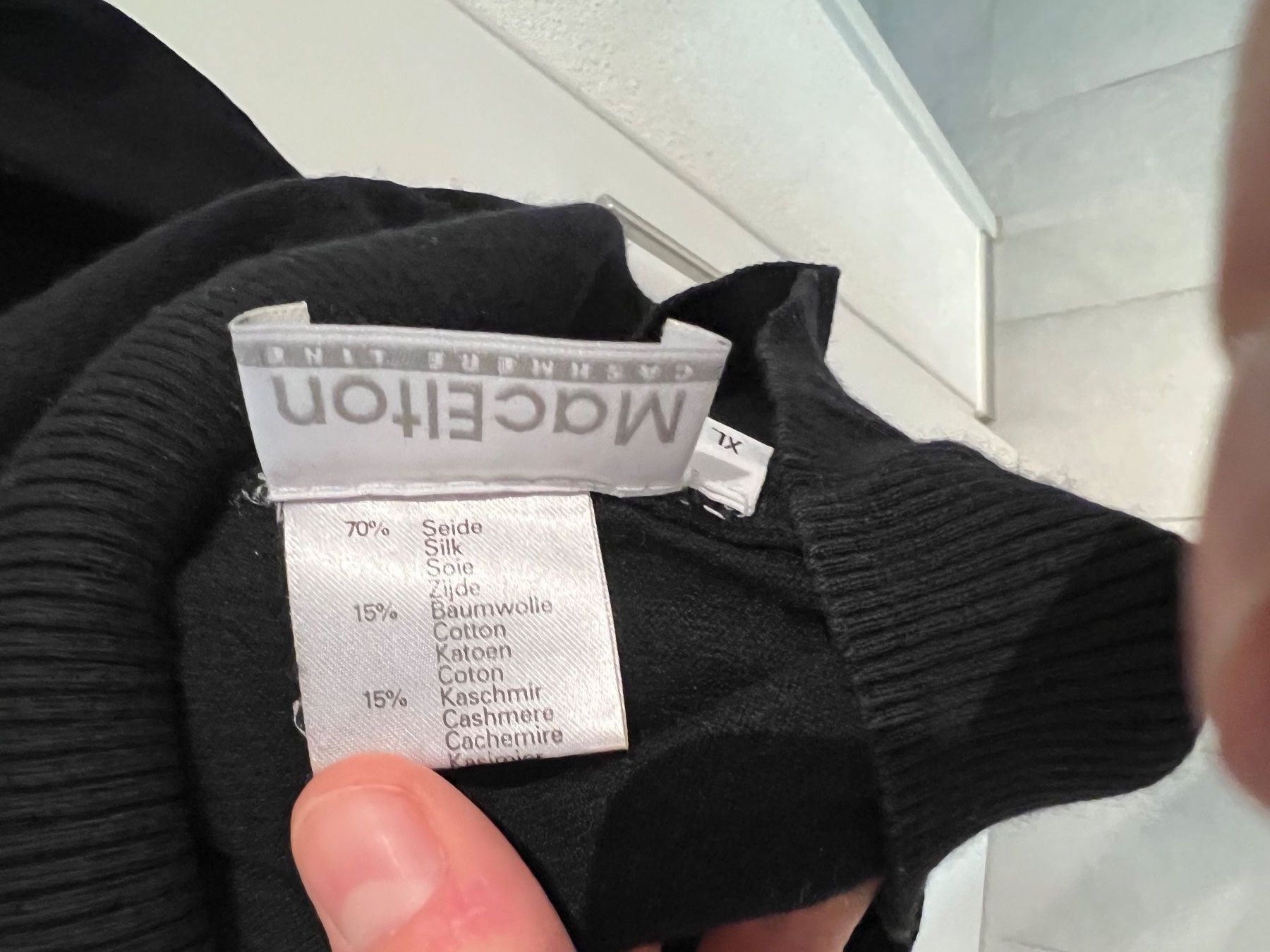 Maglioni & Felpe: MacElton Silk Turtleneck – Usato da Dielsdorf venduto da Anthony111 2