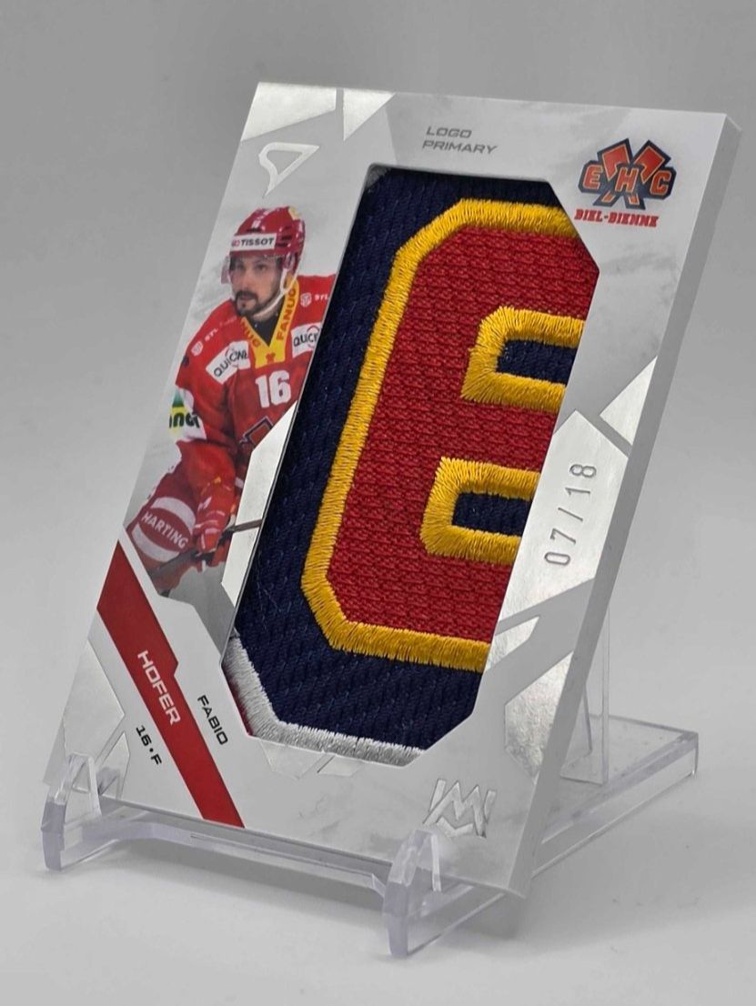Sportzoo Carte collezionabili: EHC Biel-Bienne - Hofer Fabio - Logo Primary Patch - 07/18 – Nuovo (secondo la descrizione) da Glattbrugg venduto da CardRaudis