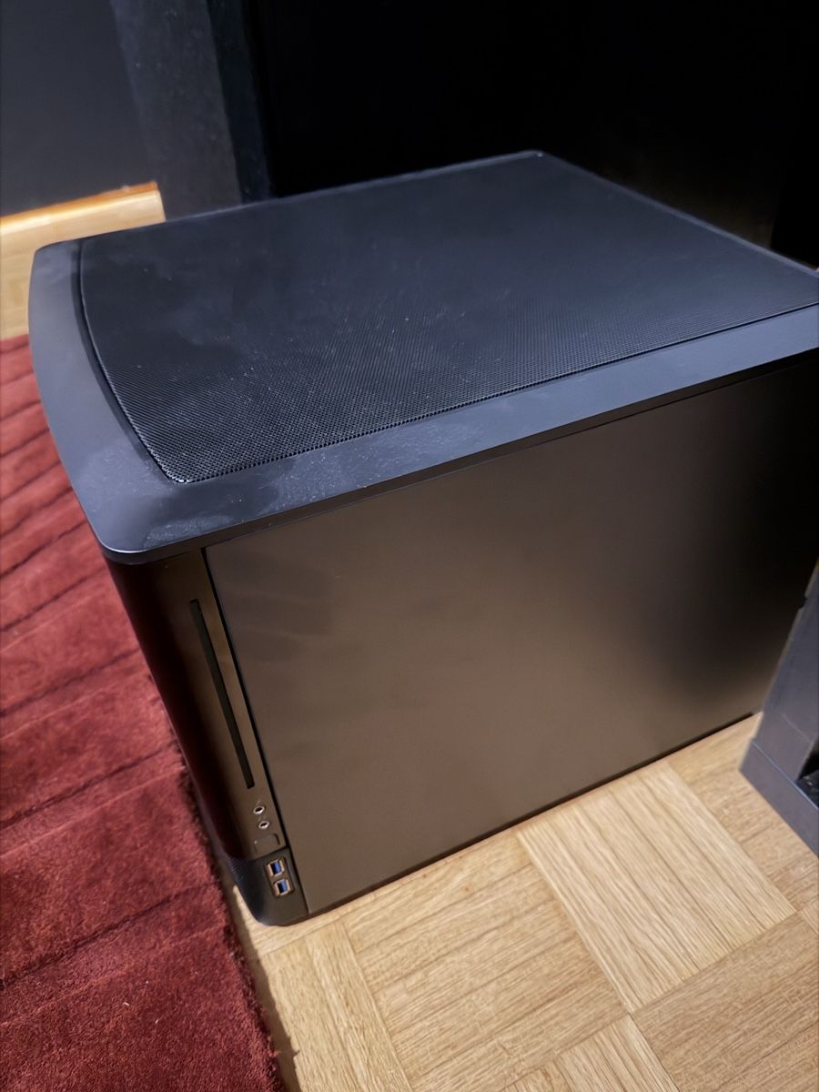 Fractal Boîtiers: Boîtier PC Fractal Node 804 – D'occasion à Carouge GE par Stomp 1