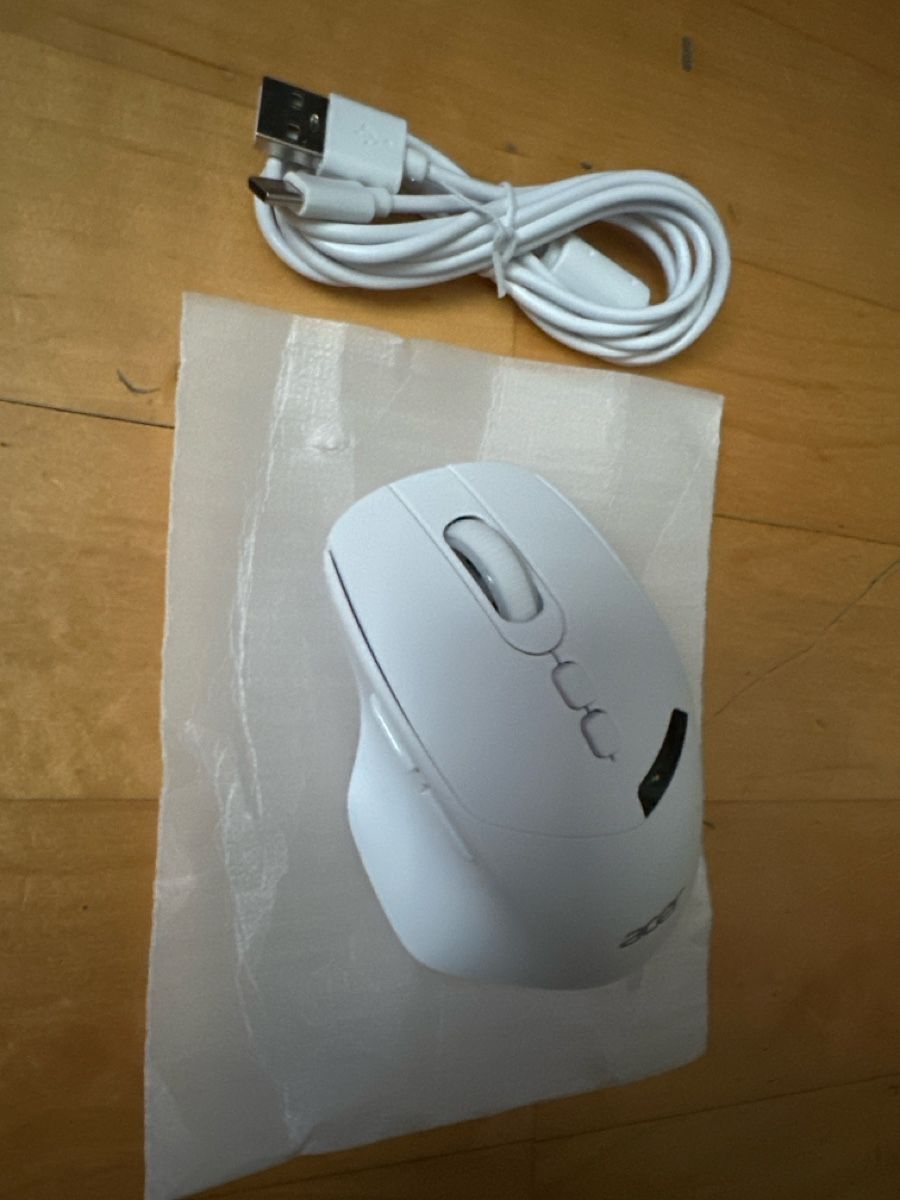 Mouse: Souris sans fil NEUVE – Nuovo (secondo la descrizione) da Le Lignon venduto da Crocogril 1