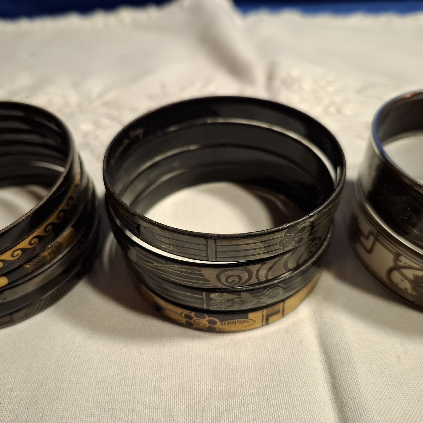 Bracelets: 17 Armreife Michaela Frey – D'occasion à Nürensdorf par DANG3REUX 6