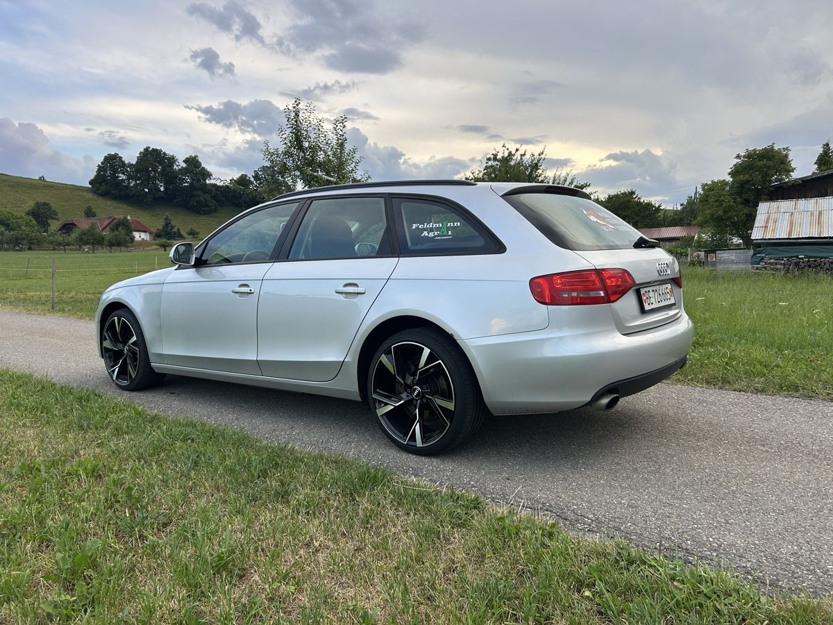 Audi Autos: Audi A4 Quattro – Gebraucht aus Fahrni von vario415 4