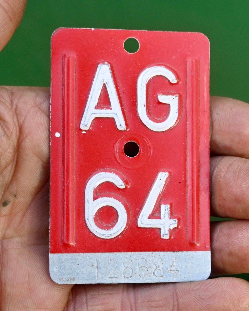 Insegne: Velonummer AG von 1964 - Aargau - AG 64 – Usato da Pfaffhausen venduto da mono_rec
