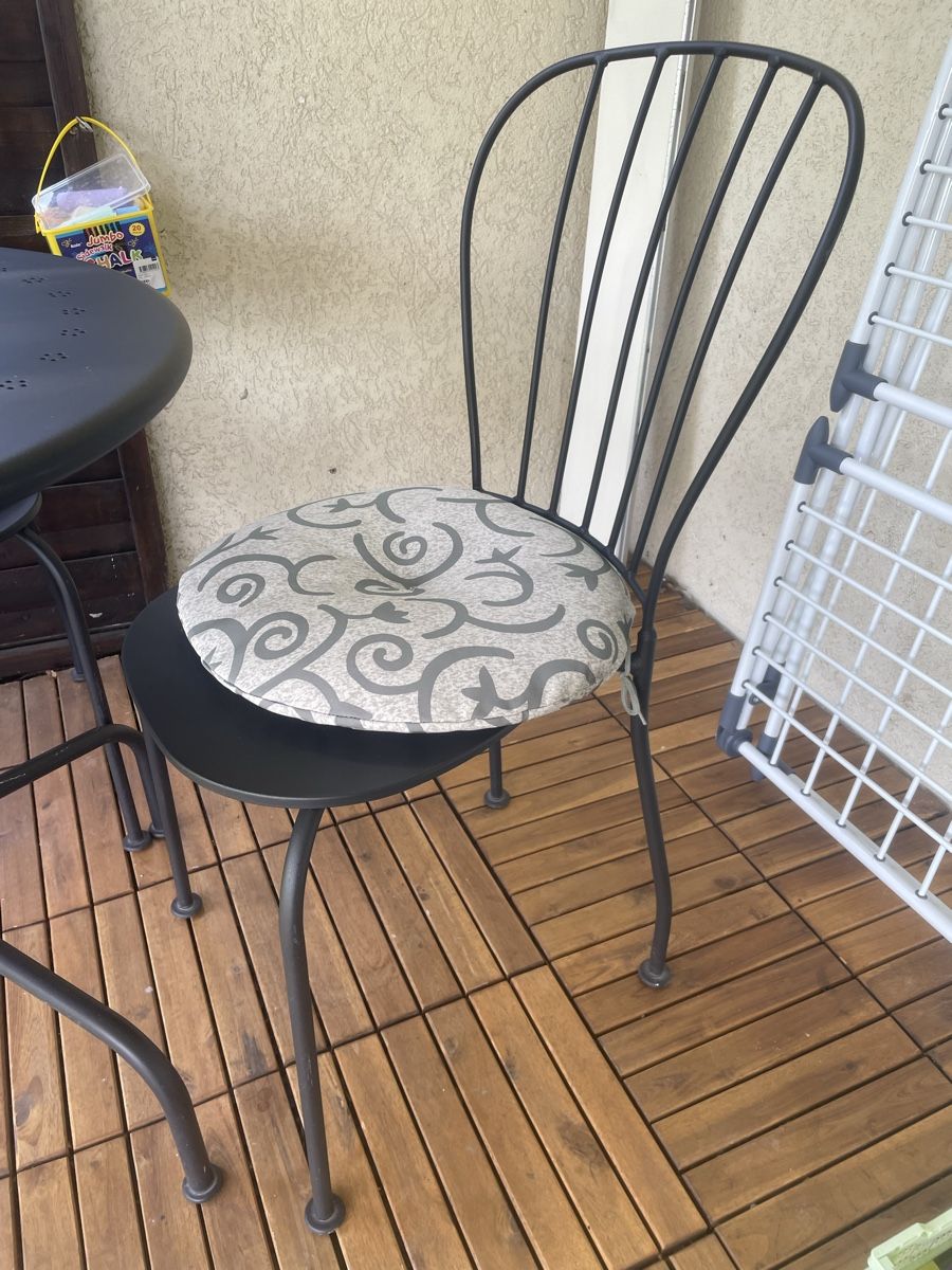 Set di tavolo e panche: Balkon Tisch-3er set – Usato da Erlinsbach SO venduto da asj_xwx2 1