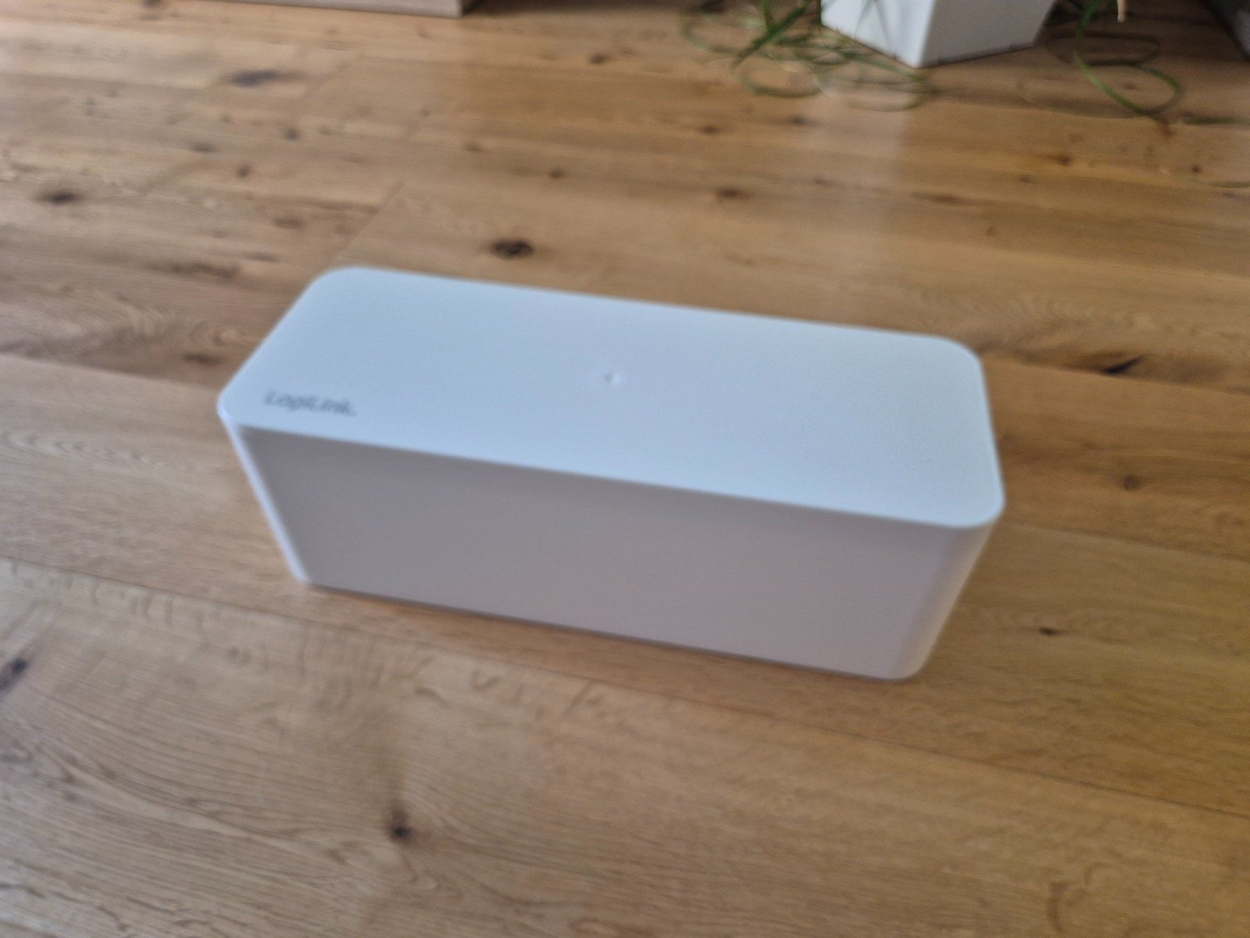 Altro per la casa: Kabelbox LogiLink weiss Gross – Usato da Schänis venduto da DaveK88