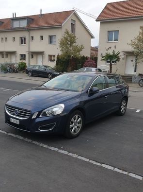 Volvo V60 2T, 203 PS, Leder, Sitzheizung, Automatic